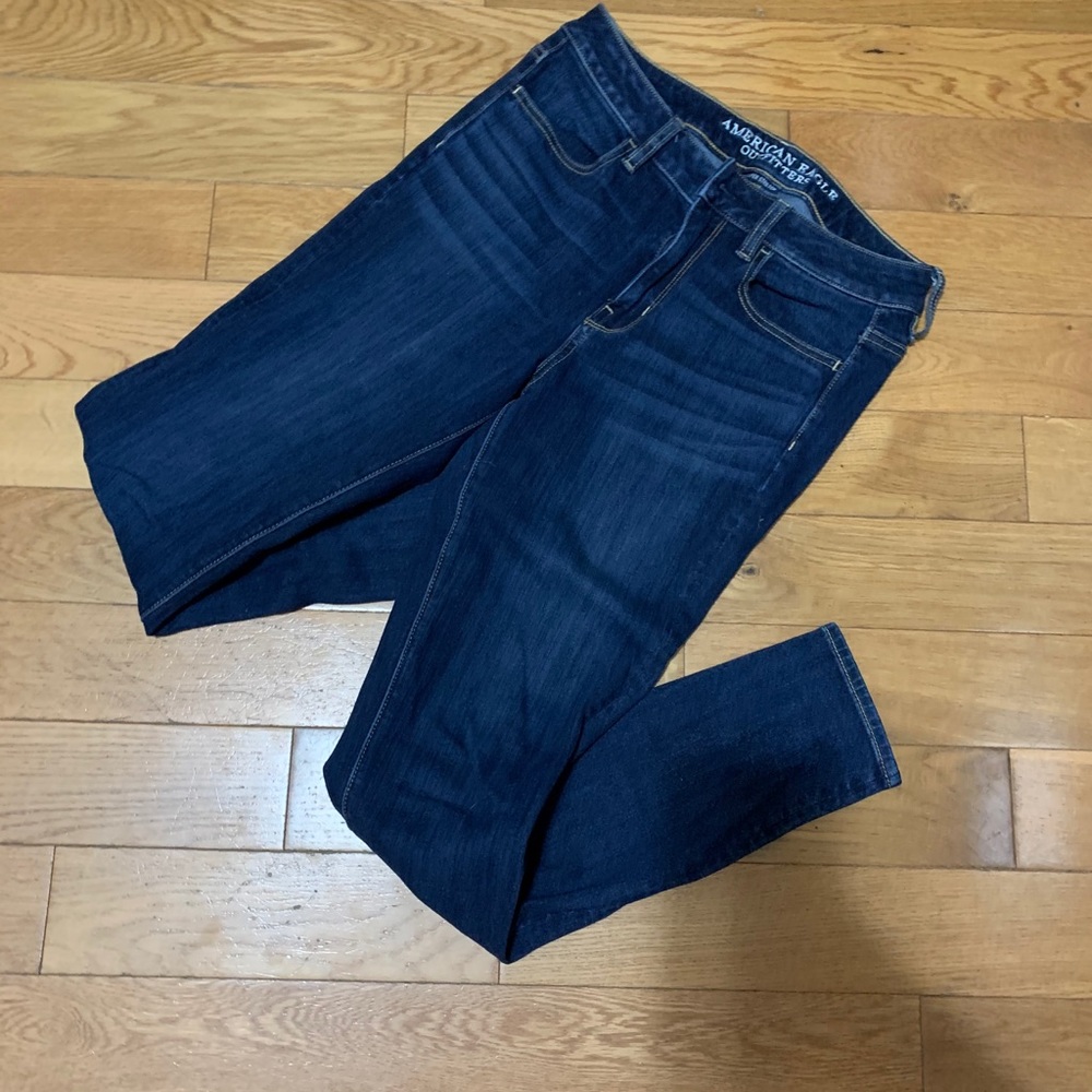American eagle dark wash super stretchy jegging 4